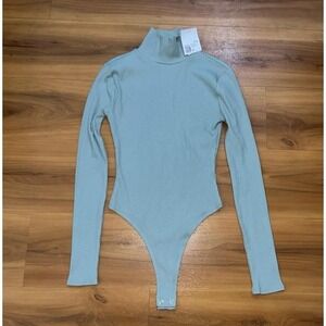 Womens NWT Forever 21 Ribbed Mock Neck Long Sleeve Bodysuit
